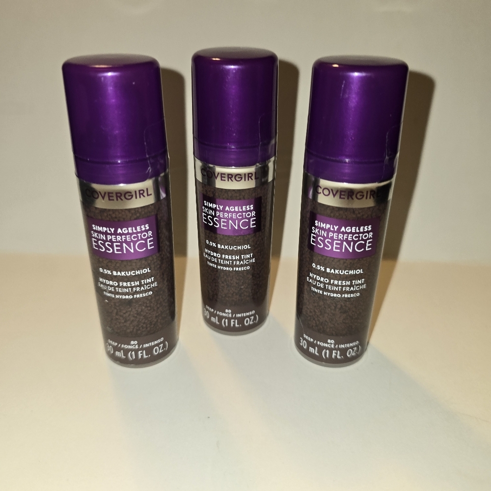 COVERGIRL Simply Ageless Skin Perfector Essence - Purple